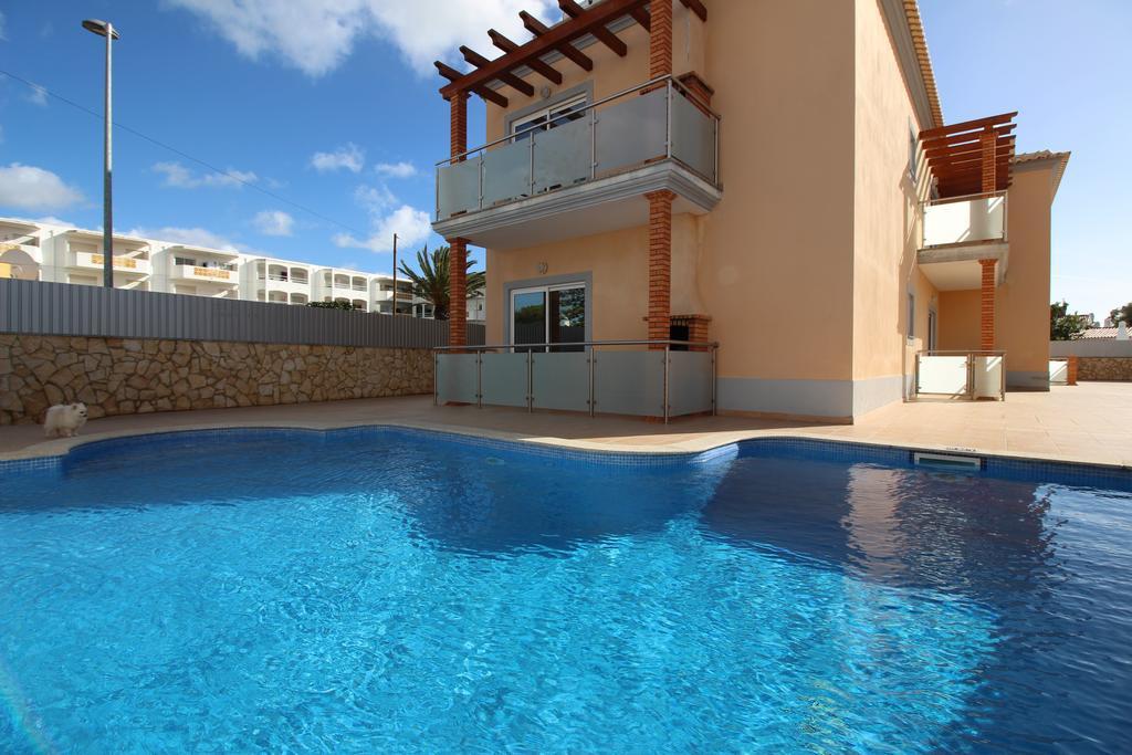 Oura Pereira Apartment