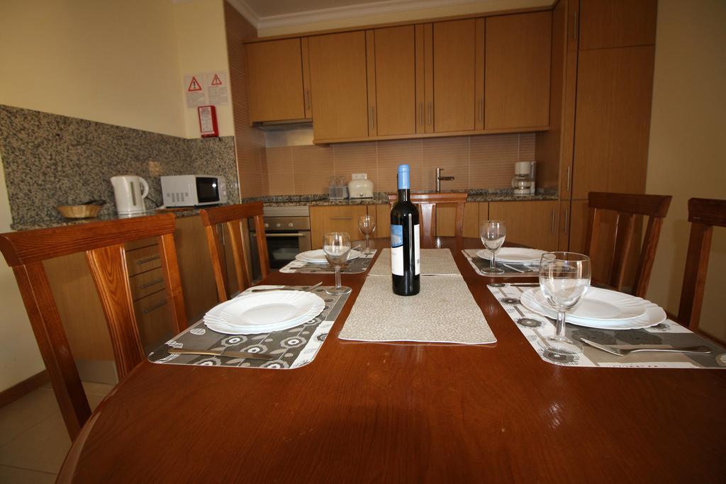 Oura Pereira Apartment *